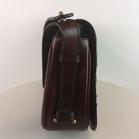 Vintage made in Italy leather burgundy shoulder bag with adjustable straps - Picture 4 of 12